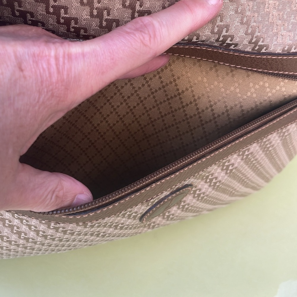 Vintage 70’s tan/gold Gucci canvas/leather travel bag - Picture 12 of 16